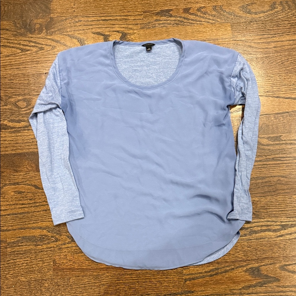 Ann Taylor small Women's Blue Long Sleeve Top Preloved